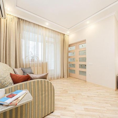 Odessa Arkadia Apartments Bagian luar foto