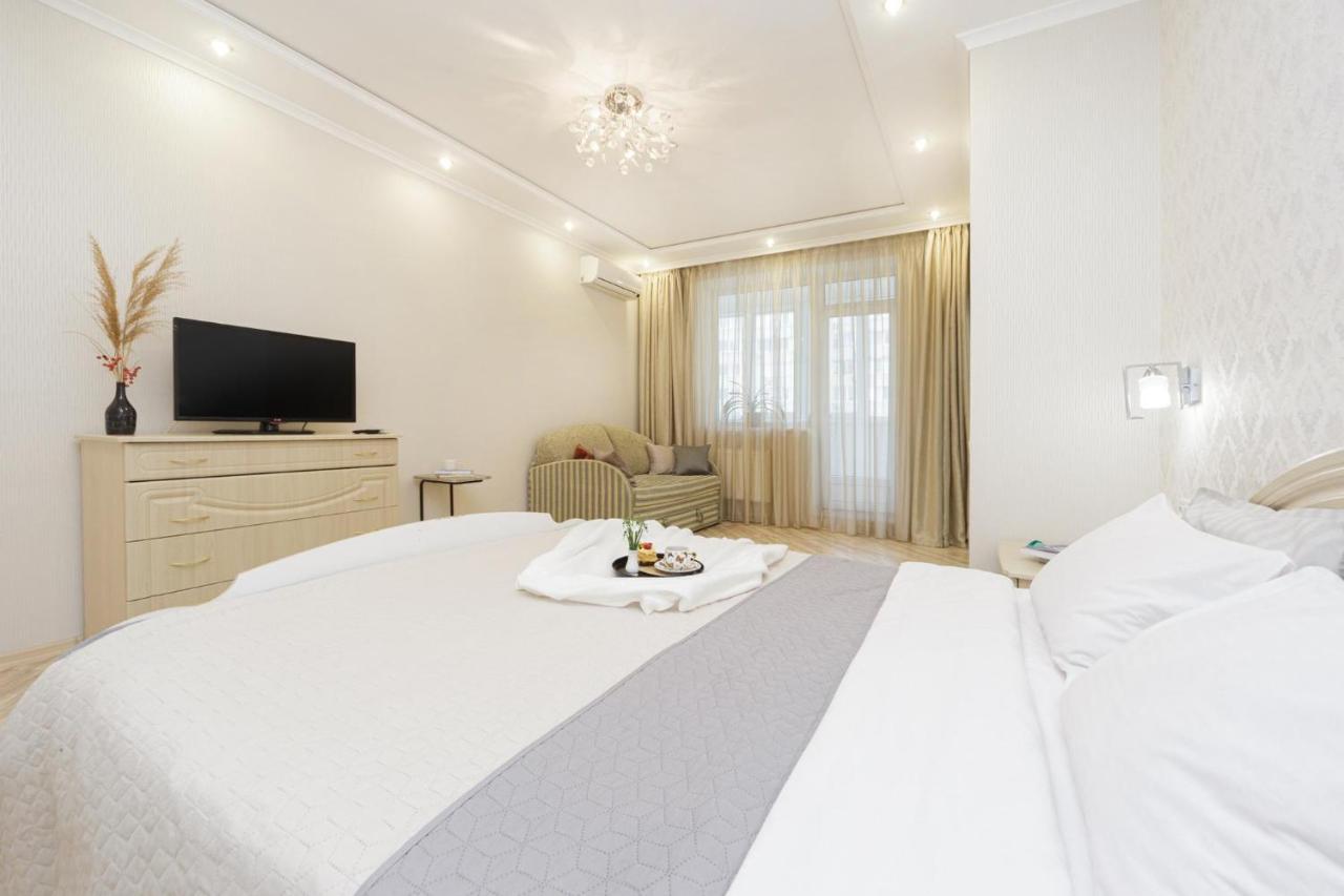 Odessa Arkadia Apartments Bagian luar foto