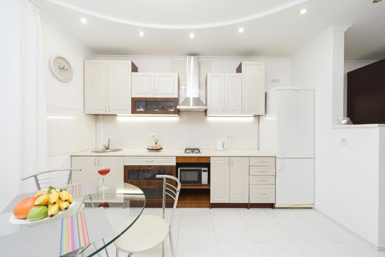 Odessa Arkadia Apartments Bagian luar foto