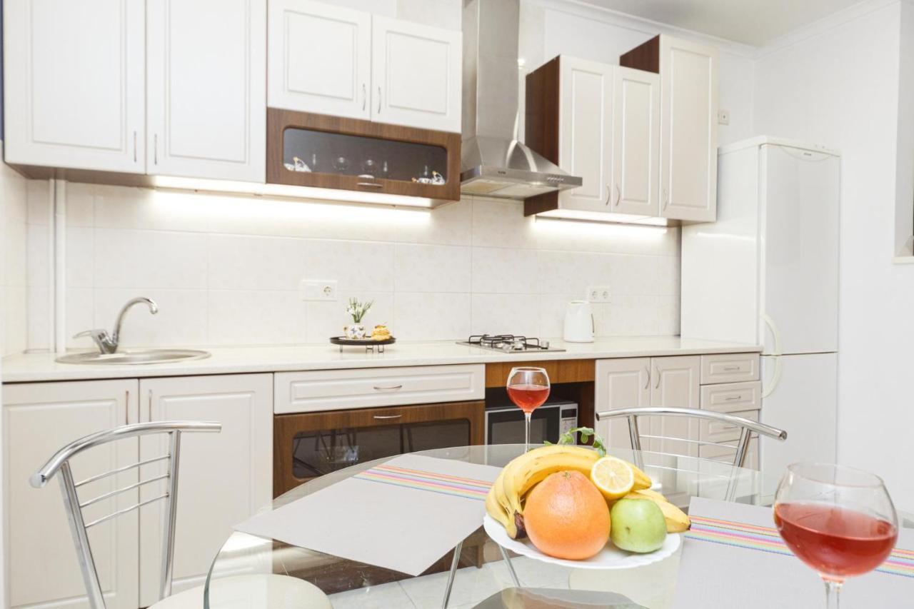 Odessa Arkadia Apartments Bagian luar foto