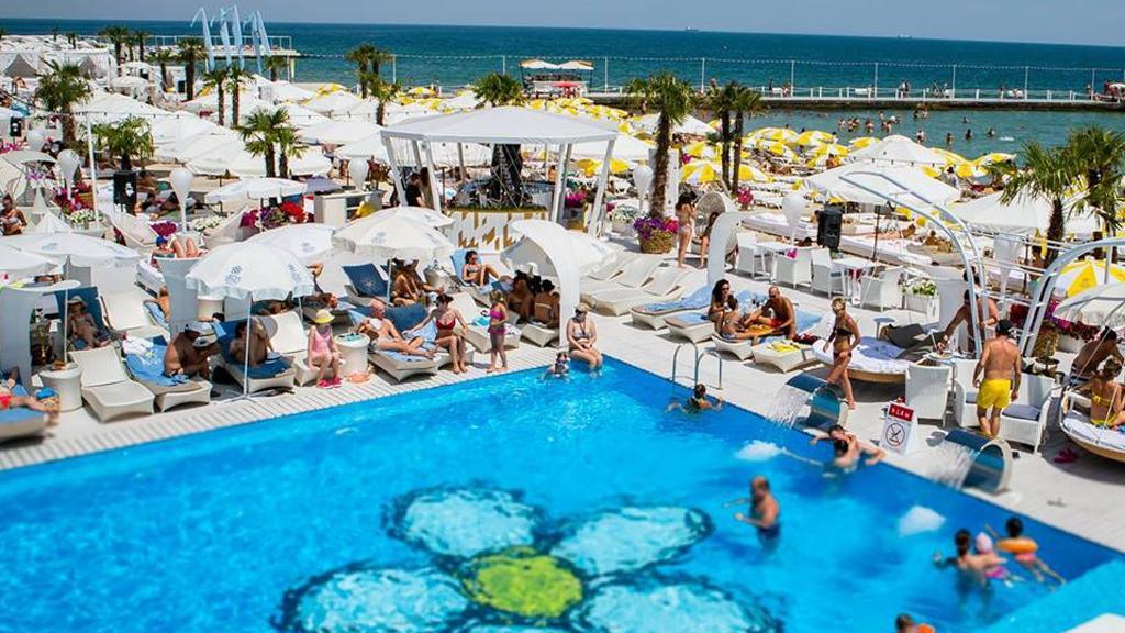 Odessa Arkadia Apartments Bagian luar foto